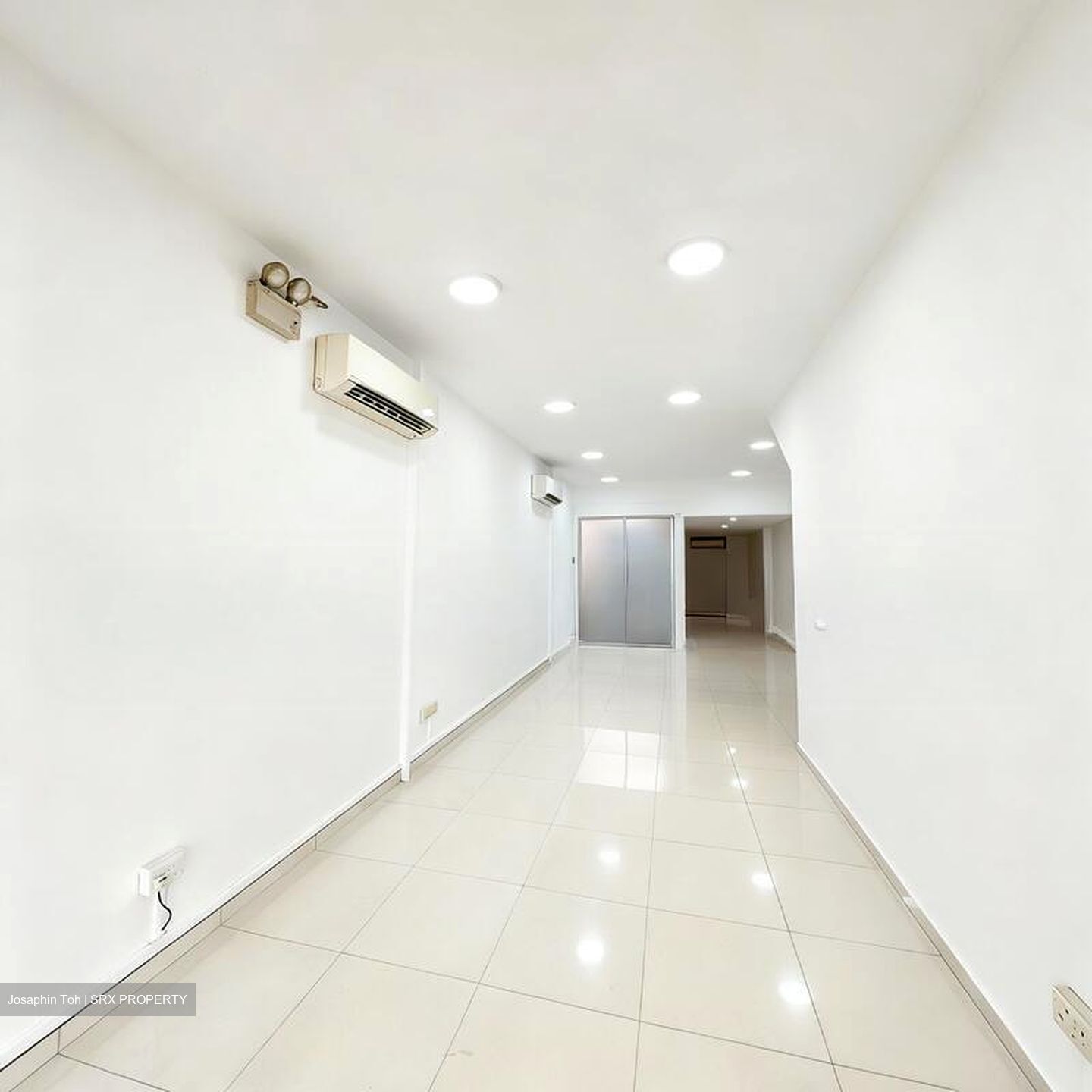 Crawford Court (D7), Shop House #502661421